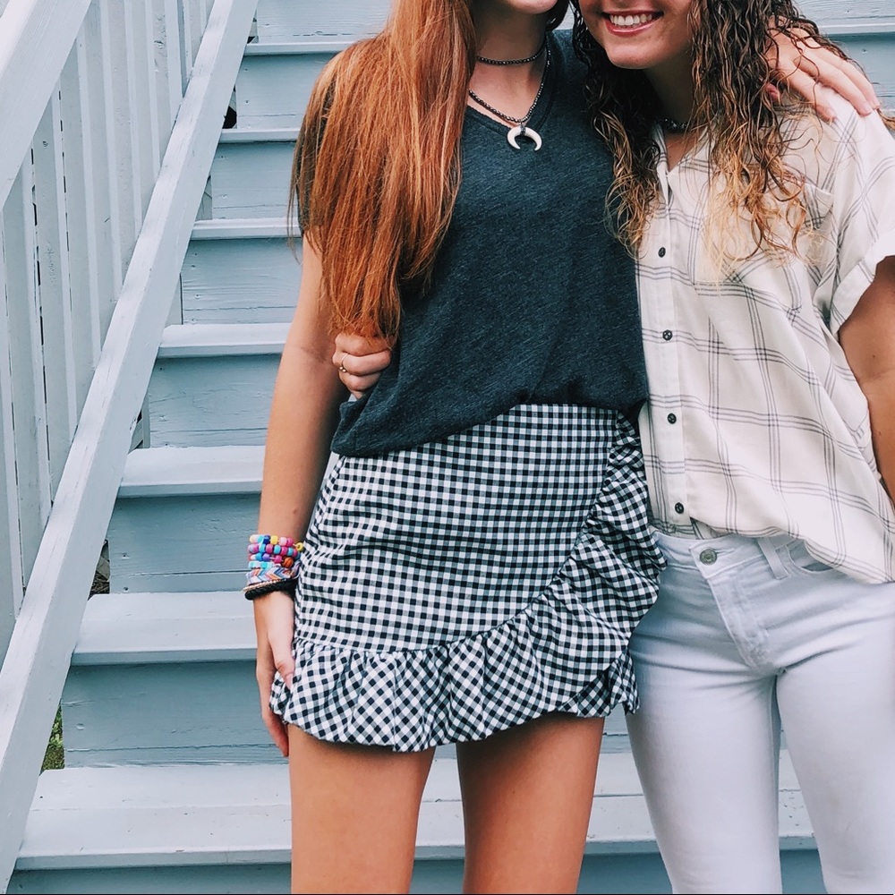 forever 21 ruffle skirt